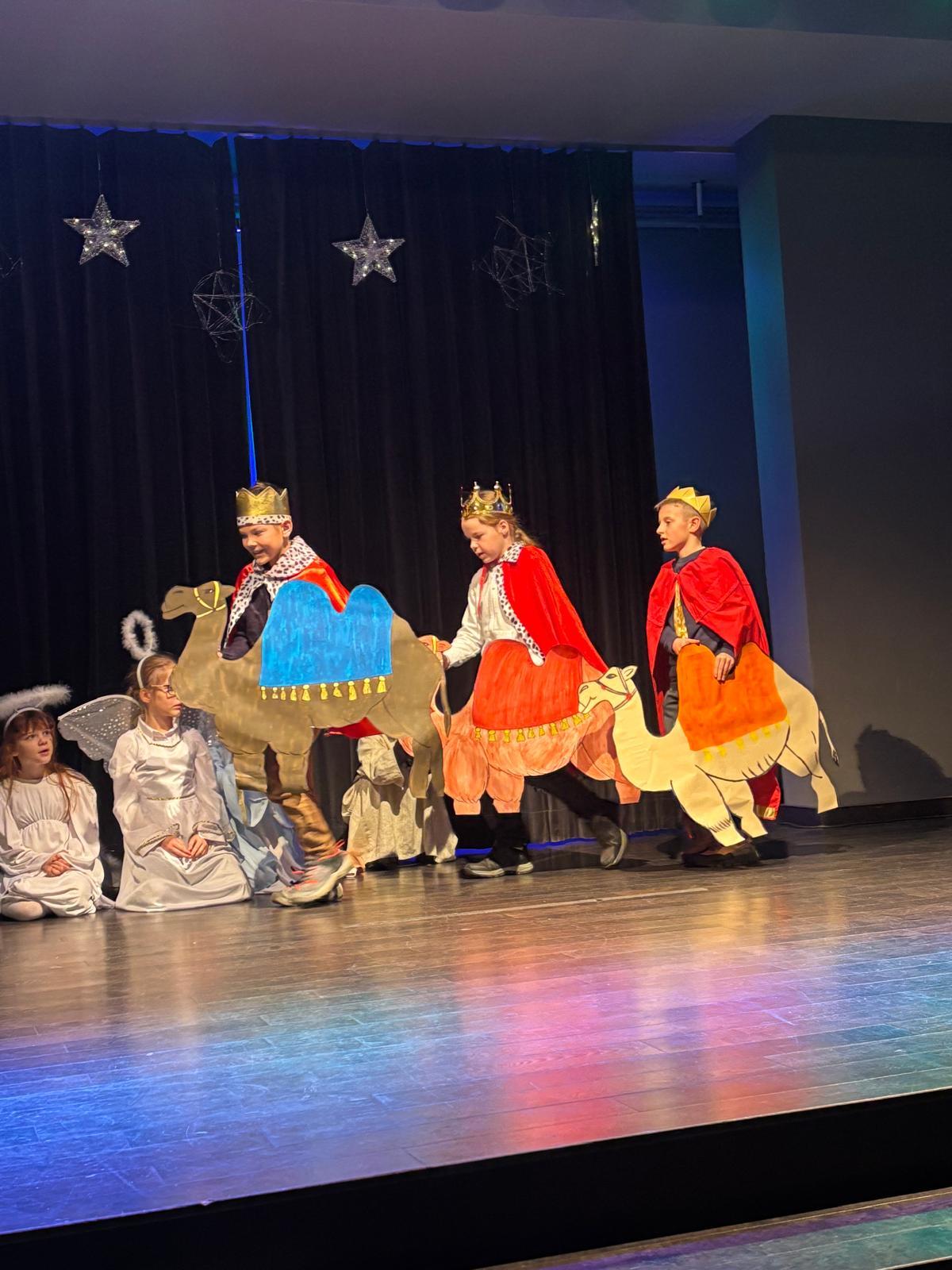 WhatsApp-Image-2025-12-18-at-15.22.57-3