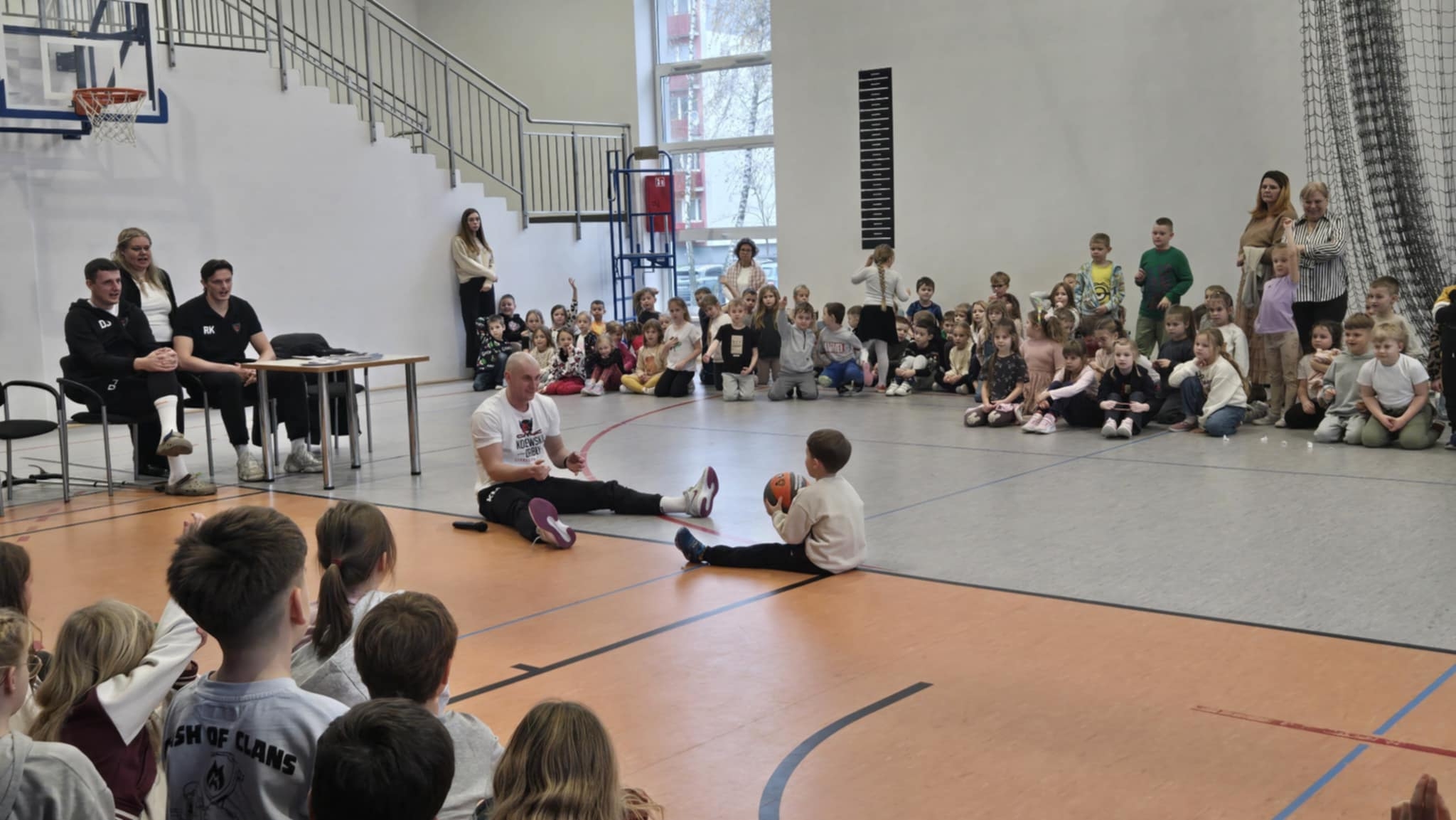 ab6542c8-11d2-435c-b3a9-b808d14fe505