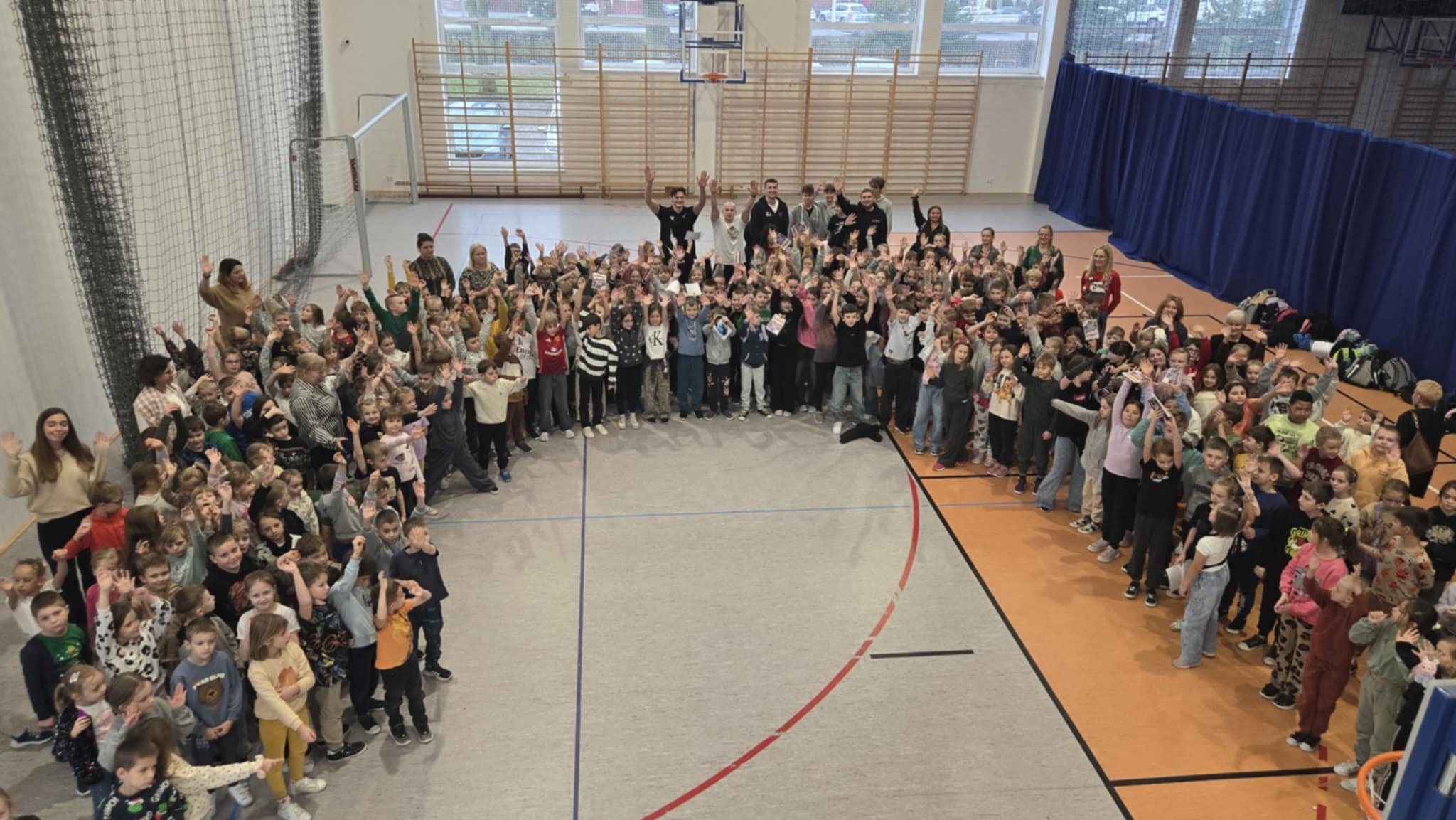 f3b2109f-9ad1-4a49-b4c0-7ca6cd56882d